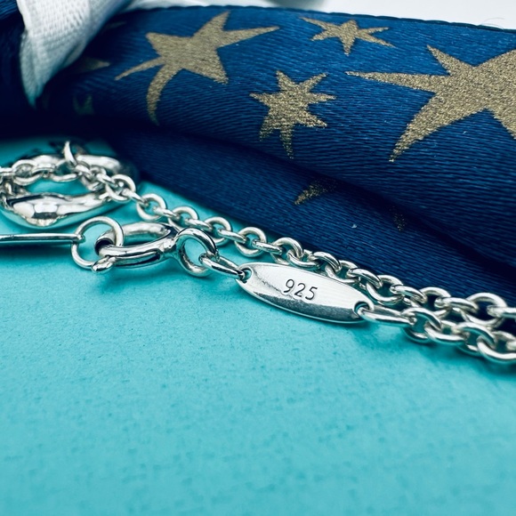 Tiffany & Co. 11 mm Open Heart Bracelet in Sterling Silver 7.5” with Pouch - Picture 7 of 10